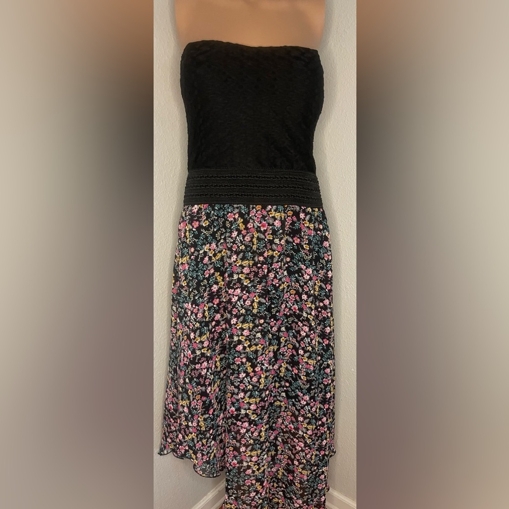 No Boundaries black halter floral dress. Women’s size XXL